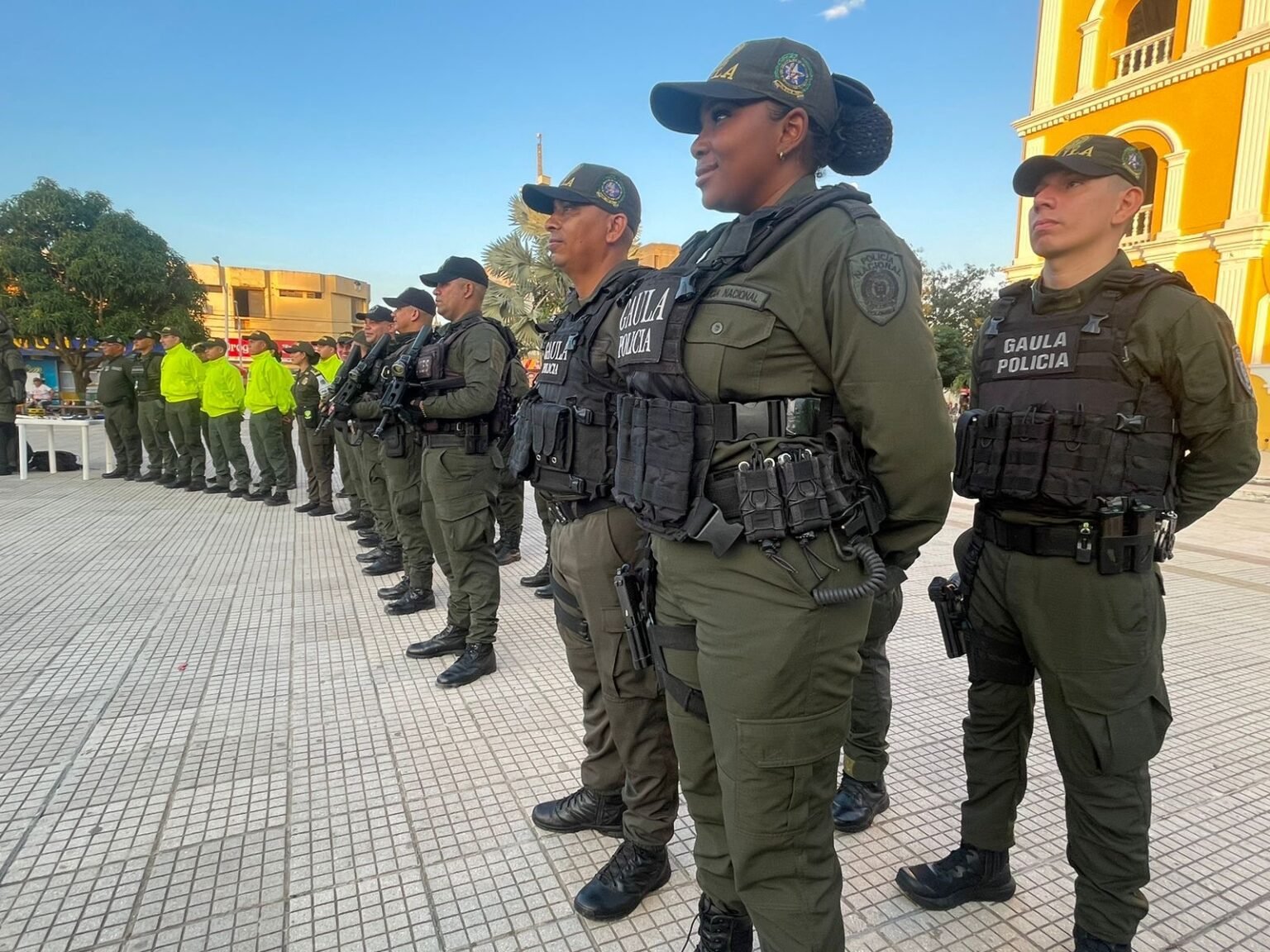 BOLÍVAR REFUERZA LA SEGURIDAD CON 755 UNIFORMADOS EN EL DÍA ...