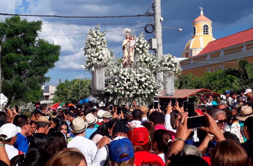 El Carmen de Bolívar vive sus fiestas patronales en honor a la Virgen ...